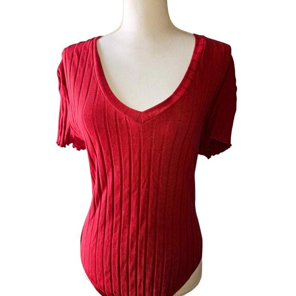 Red 2XL low v-neck short sleeve ribbed bodysuit - Picture 2 of 3
